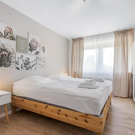 Jakse Apartments - Mit Kueche & 6 Schlafplaetze * Neuss