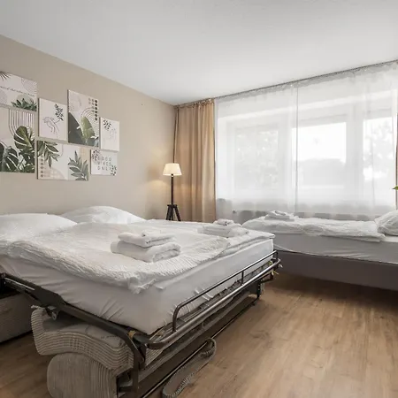 Jakse Apartments - Mit Kueche & 6 Schlafplaetze Apartment Neuss
